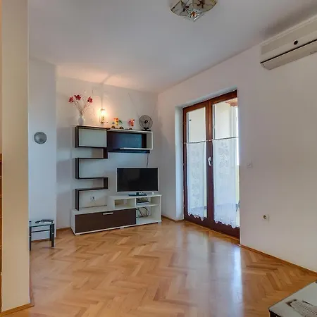 Apartment Oaza *