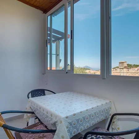 Apartment Oaza *